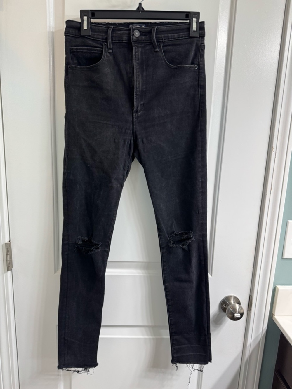 Abercrombie & Fitch Black Ultra High-Rise Super Skinny Jeans